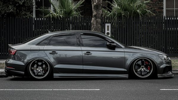 How should you maintain and inspect side curtain airbags to ensure they deploy correctly?